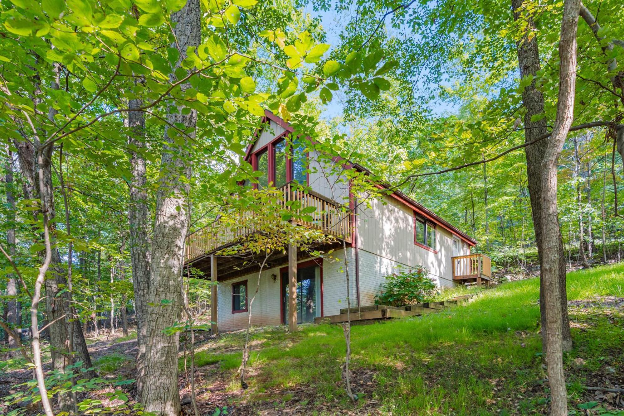 Modern Chalet Cabin W Hot Tub, Deck&Grill, & Wifi! Inwood Exterior foto