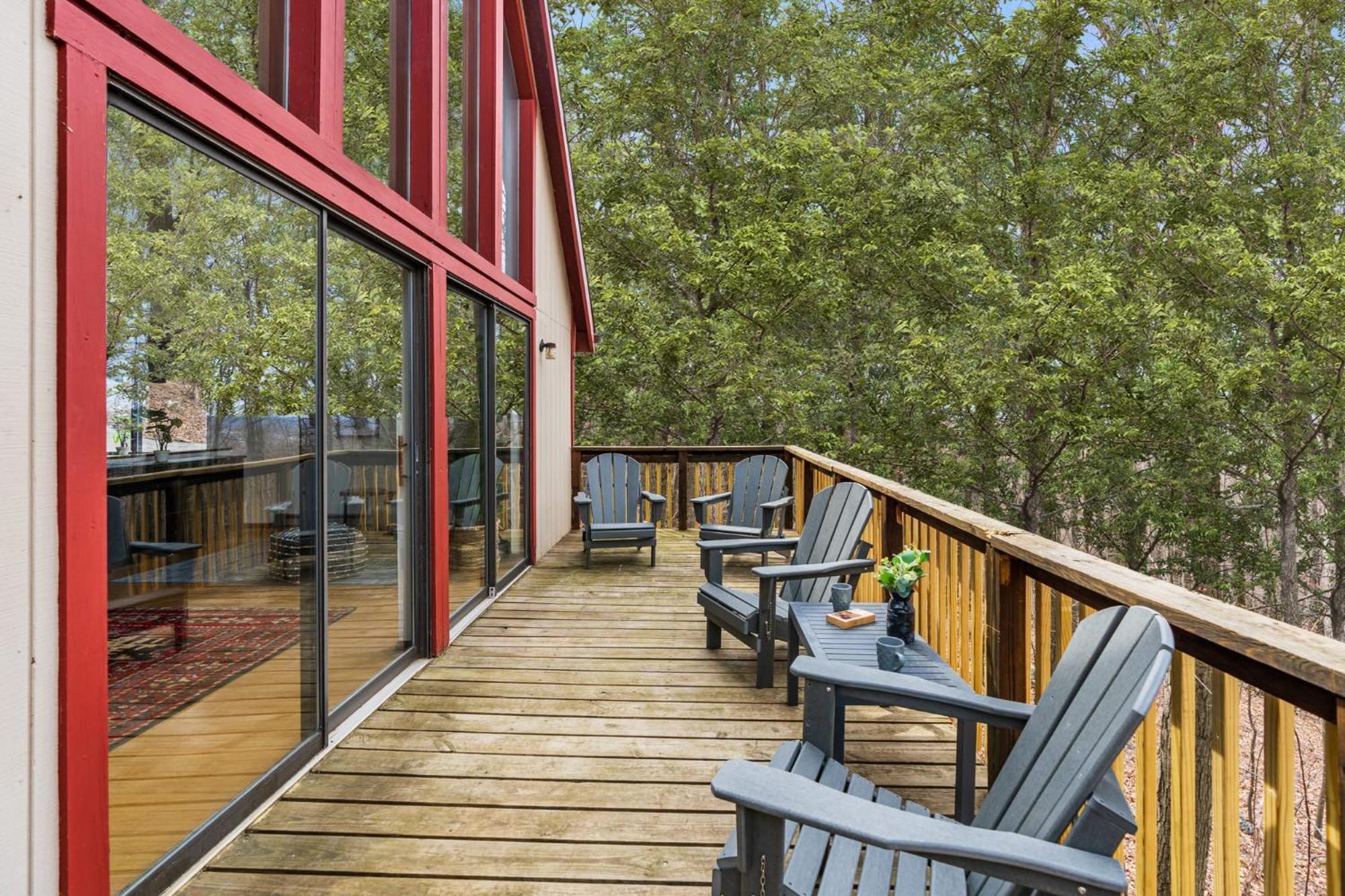 Modern Chalet Cabin W Hot Tub, Deck&Grill, & Wifi! Inwood Exterior foto